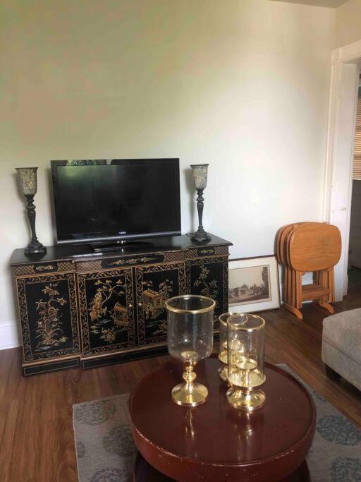 Redefined Alchemy - Bright, Eclectic, Pretty Apt 3E Little Falls ภายนอก รูปภาพ